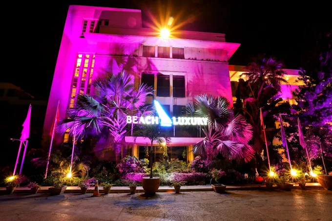 Beach Luxury Hotel